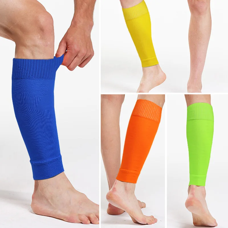 Drukvoetbalsokken, beenbescher - Compression Sleeve Calf recensie en prijs